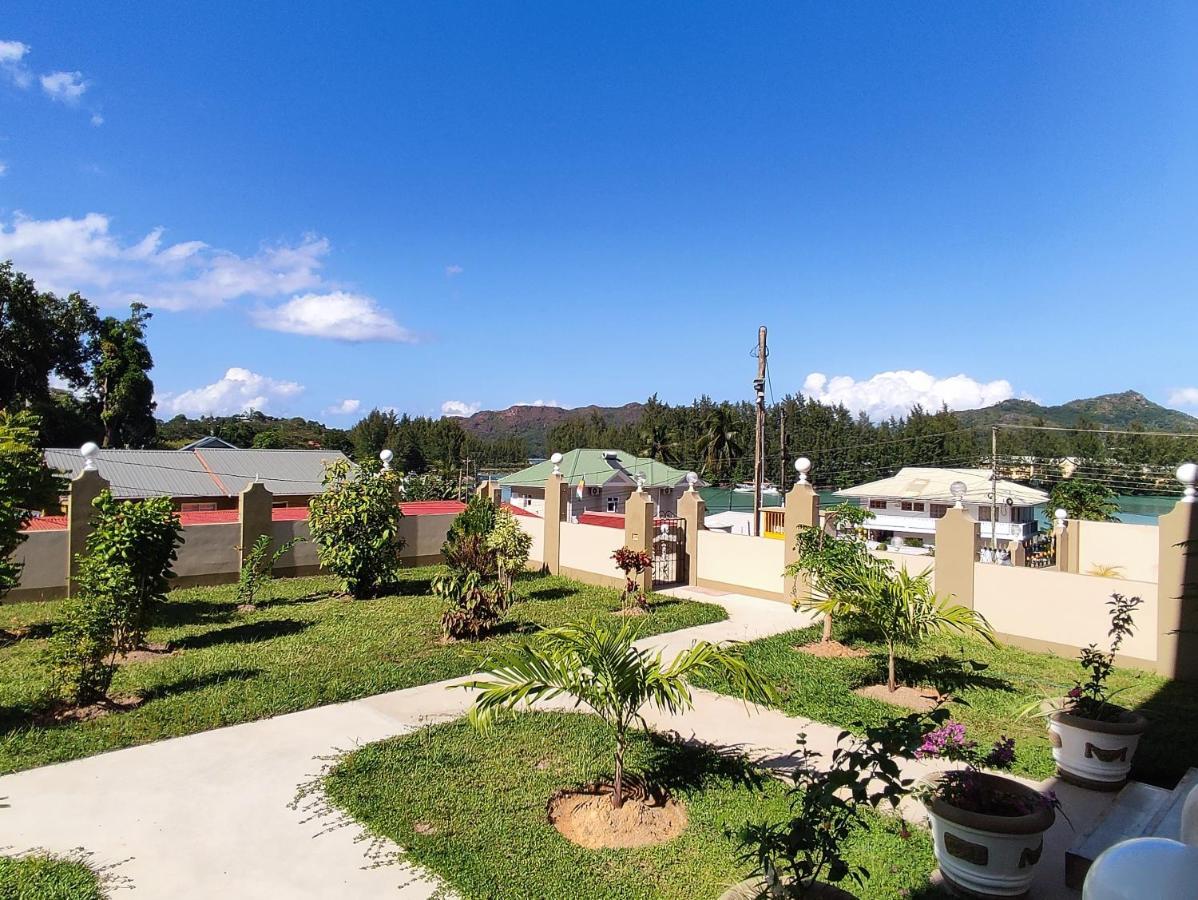 La Residence D'Almee Guesthouse Baie Sainte Anne Exterior foto