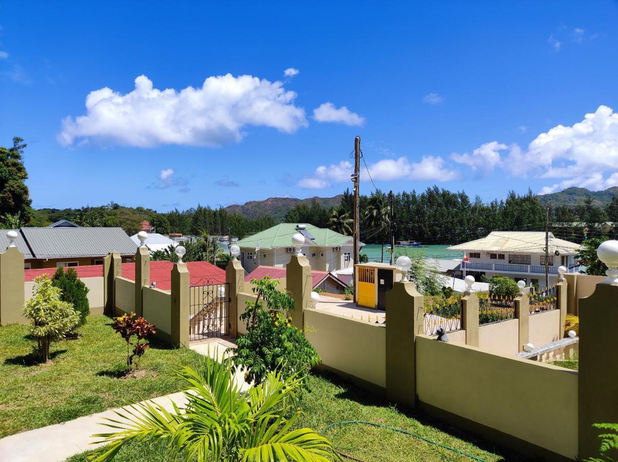 La Residence D'Almee Guesthouse Baie Sainte Anne Exterior foto